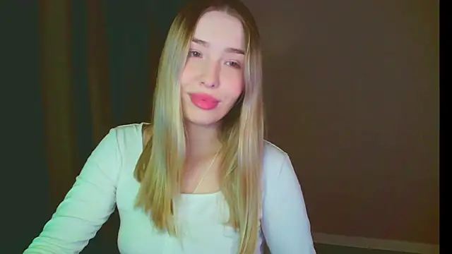 mia raspberrie online show from 01.21.25