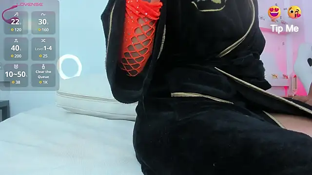 Dalia-Prada online show from 01.30.25