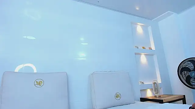 Snapshot of Dalia-Prada chatting on 02.04.26 Dalia-Prada online show from 02.04.26