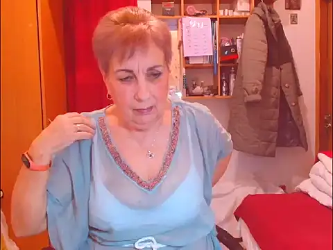 Victoria5643 online show from 11.30.25