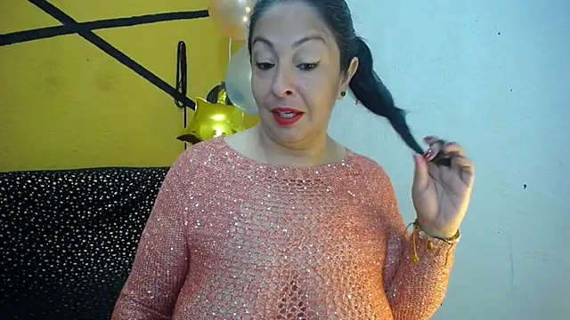 Catalina JH online show from 01.06.25