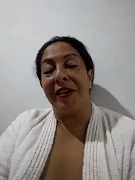 Catalina JH online show from 02.19.25