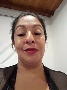 Catalina JH online show from 03.11.25