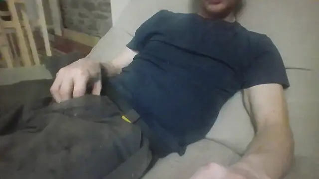 Snapshot of 6of11 chatting on 02.15.26 6of11 online show from 02.15.26