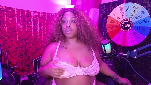 Snapshot of cheriserozequeen chatting on 06.23.26 cheriserozequeen online show from 06.23.26