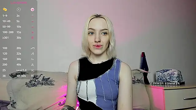 Snapshot of cheryl_mason chatting on 02.03.25 cheryl mason online show from 02.03.25