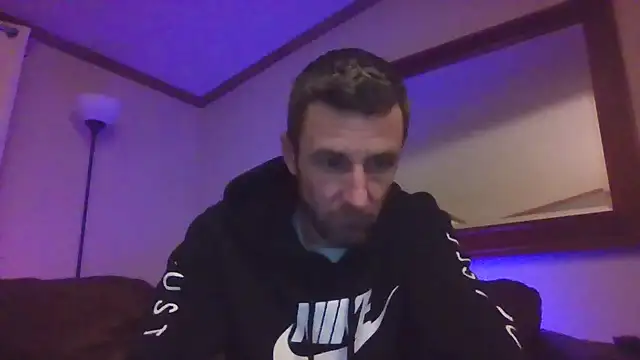 Snapshot of HungStud4You chatting on 01.20.25 HungStud4You online show from 01.20.25