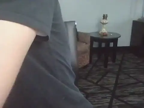 Snapshot of HungStud4You chatting on 11.06.25 HungStud4You online show from 11.06.25