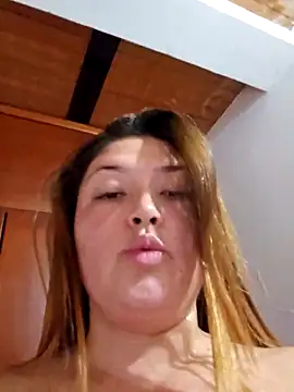 Snapshot of Sofia_Queen17 chatting on 03.06.25 Sofia Queen17 online show from 03.06.25