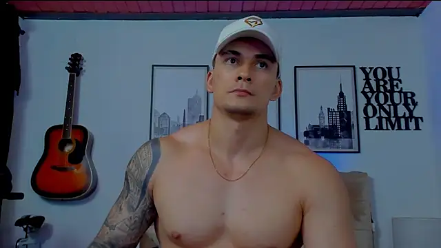 Snapshot of seancarreraa chatting on 01.09.25 seancarreraa online show from 01.09.25