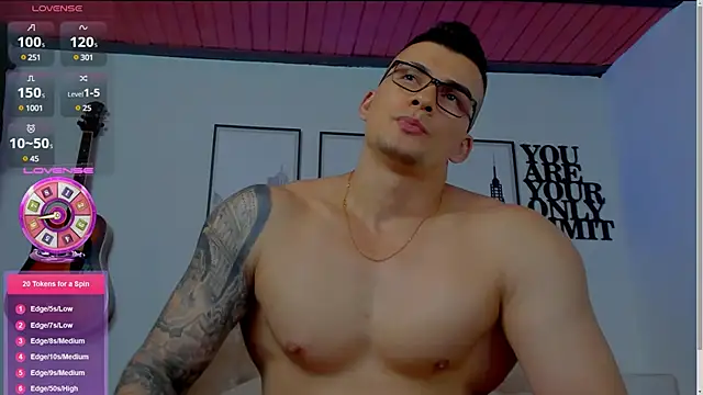 Snapshot of seancarreraa chatting on 01.16.25 seancarreraa online show from 01.16.25