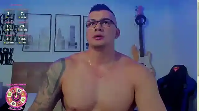 Snapshot of seancarreraa chatting on 10.03.25 seancarreraa online show from 10.03.25