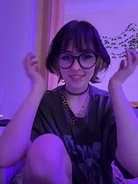 Snapshot of lily_noris chatting on 12.01.25 lily noris online show from 12.01.25