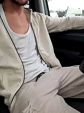 Snapshot of Zeefy chatting on 12.22.24 Zeefy online show from 12.22.24