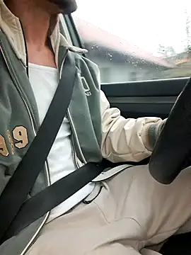 Snapshot of Zeefy chatting on 01.09.25 Zeefy online show from 01.09.25