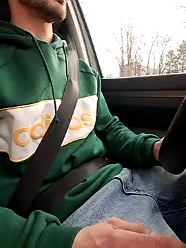 Snapshot of Zeefy chatting on 02.24.25 Zeefy online show from 02.24.25