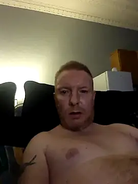 Snapshot of walker1979 chatting on 10.24.25 walker1979 online show from 10.24.25