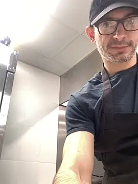 hailzeffn online show from 03.17.26