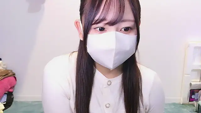 Snapshot of YUTSU_KI chatting on 12.12.24 YUTSU KI online show from 12.12.24