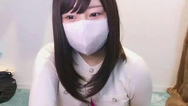 Snapshot of YUTSU_KI chatting on 01.18.25 YUTSU KI online show from 01.18.25