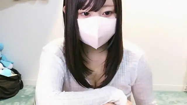 Snapshot of YUTSU_KI chatting on 03.22.25 YUTSU KI online show from 03.22.25