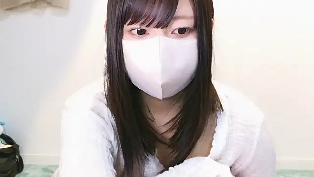 Snapshot of YUTSU_KI chatting on 03.22.25 YUTSU KI online show from 03.22.25