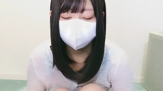 Snapshot of YUTSU_KI chatting on 09.26.25 YUTSU KI online show from 09.26.25