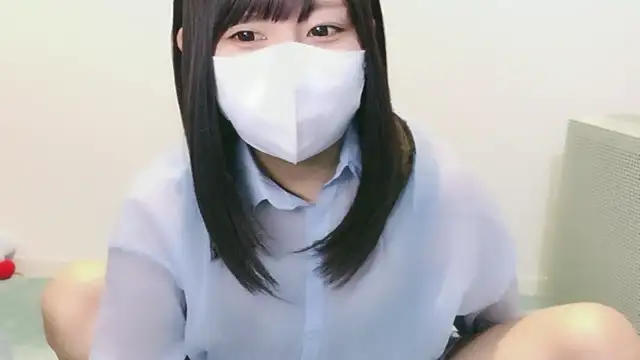 Snapshot of YUTSU_KI chatting on 10.10.25 YUTSU KI online show from 10.10.25