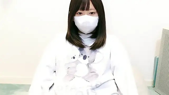 Snapshot of YUTSU_KI chatting on 11.06.25 YUTSU KI online show from 11.06.25