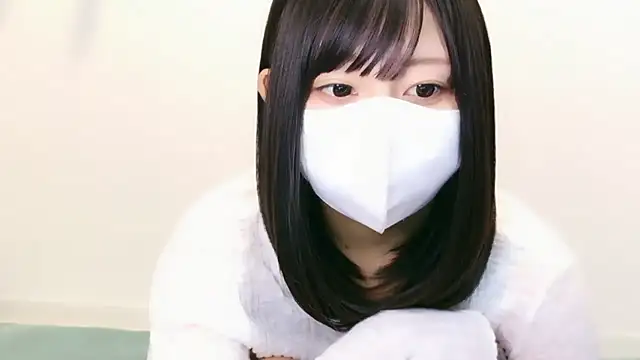 Snapshot of YUTSU_KI chatting on 12.01.25 YUTSU KI online show from 12.01.25