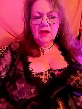 Snapshot of Snezhana chatting on 02.02.25 Snezhana online show from 02.02.25