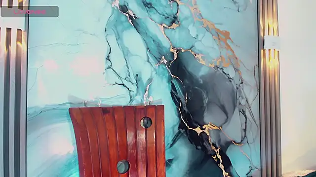 khiara moretti online show from 02.05.26