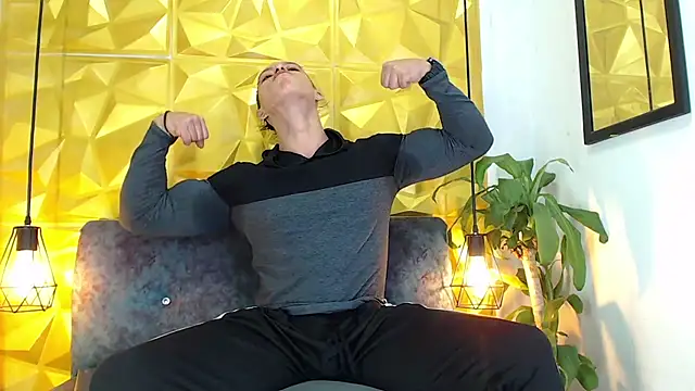 Snapshot of Baxter_Dex chatting on 12.17.24 Baxter Dex online show from 12.17.24