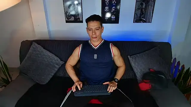 Snapshot of Baxter_Dex chatting on 09.27.25 Baxter Dex online show from 09.27.25