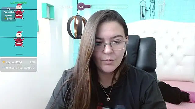 Snapshot of MsJossie chatting on 12.22.24 MsJossie online show from 12.22.24