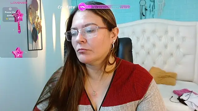 Snapshot of MsJossie chatting on 09.11.25 MsJossie online show from 09.11.25