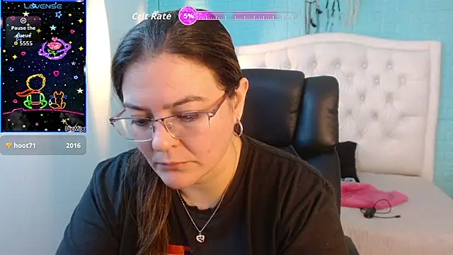 Snapshot of MsJossie chatting on 10.11.25 MsJossie online show from 10.11.25
