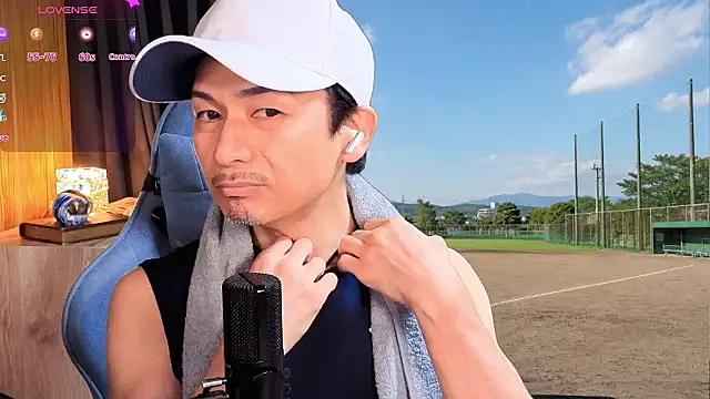 Snapshot of HARU-outdoor-x chatting on 07.19.26 HARU-outdoor-x online show from 07.19.26
