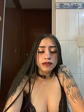 Bunny sexy01 online show from 12.31.24