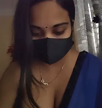 Snapshot of SimaRoy- chatting on 10.22.25 SimaRoy- online show from 10.22.25