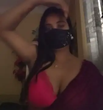 Snapshot of SimaRoy- chatting on 11.05.25 SimaRoy- online show from 11.05.25