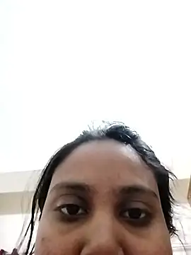 Snapshot of SimaRoy- chatting on 01.17.26 SimaRoy- online show from 01.17.26