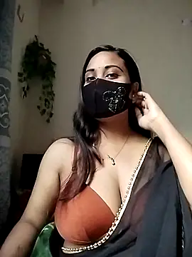 Snapshot of SimaRoy- chatting on 01.19.26 SimaRoy- online show from 01.19.26