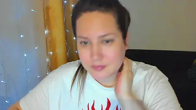 Snapshot of _madalexa_ chatting on 01.17.26 madalexa online show from 01.17.26