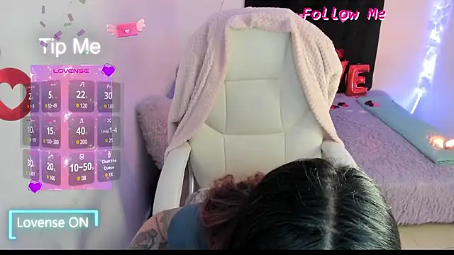 Sofia thomson1 t online show from 02.20.25