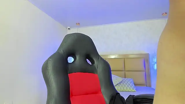 LARSONMIA online show from 10.01.25