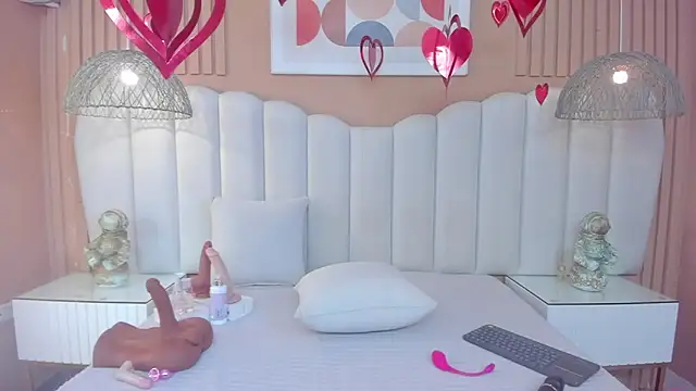 Sara Vanegas online show from 02.14.26