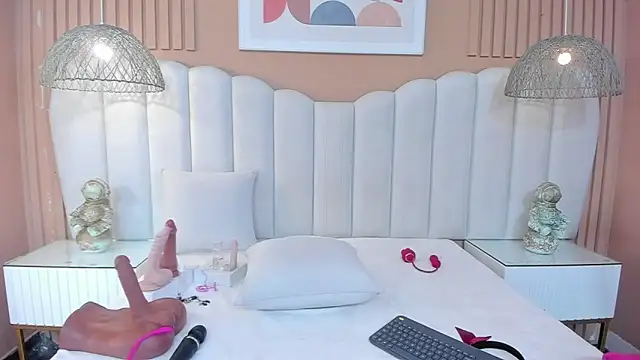 Sara Vanegas online show from 03.07.26