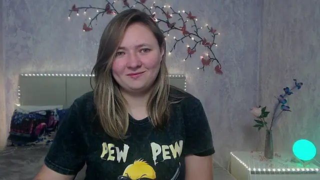 Snapshot of SallyVerda chatting on 03.05.26 SallyVerda online show from 03.05.26