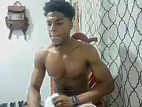 Snapshot of andrews2399 chatting on 01.16.25 andrews2399 online show from 01.16.25